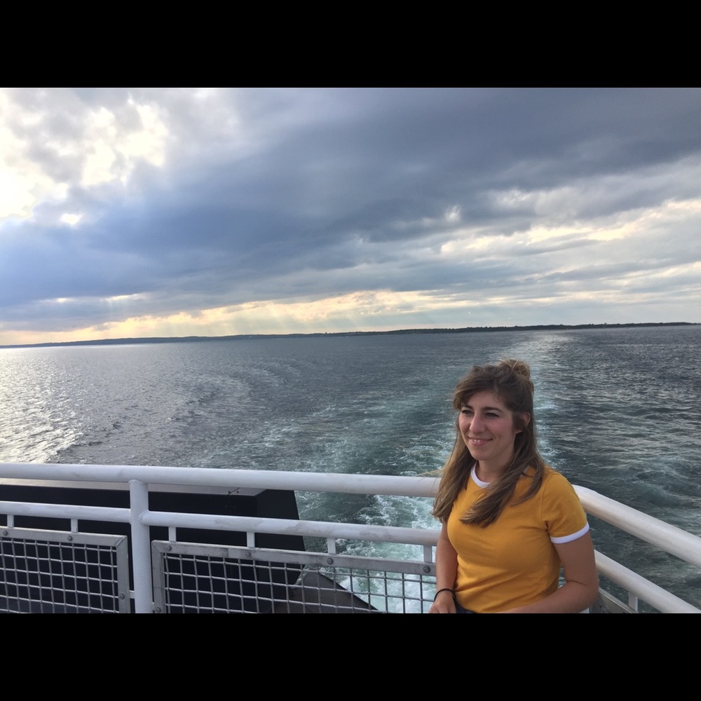 Meet your Posher, Anna